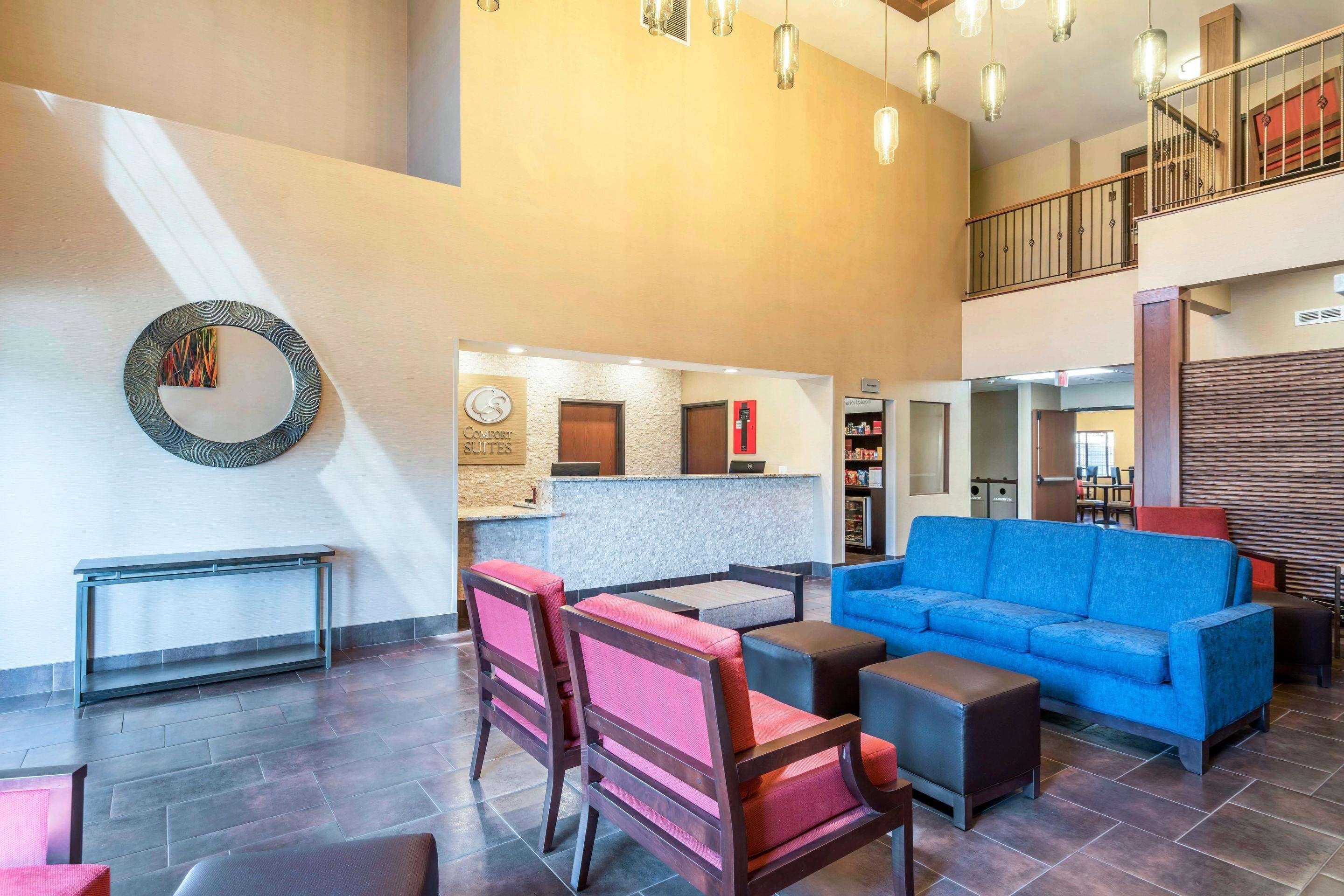 Comfort Suites Γιακίμα Εξωτερικό φωτογραφία