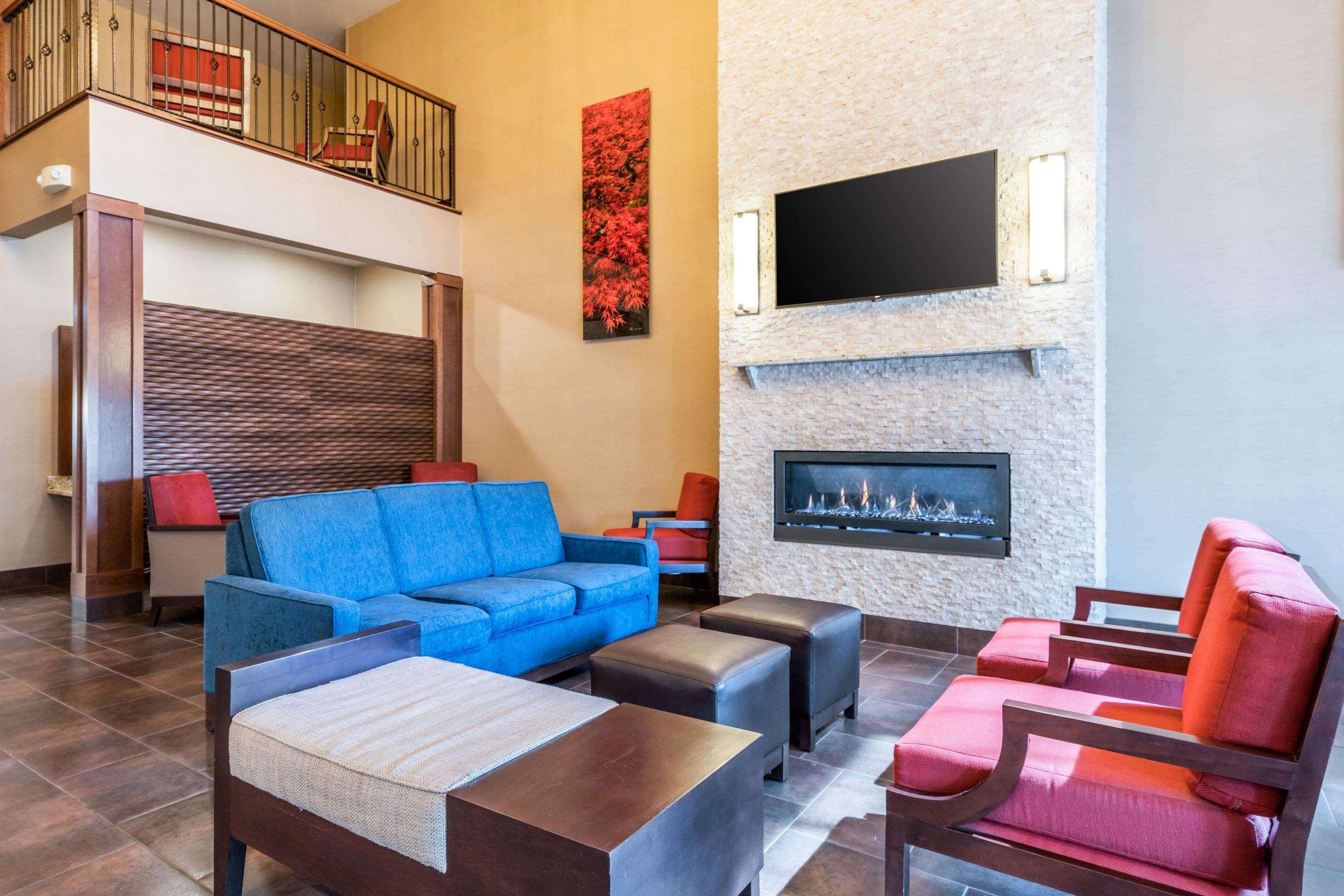 Comfort Suites Γιακίμα Εξωτερικό φωτογραφία