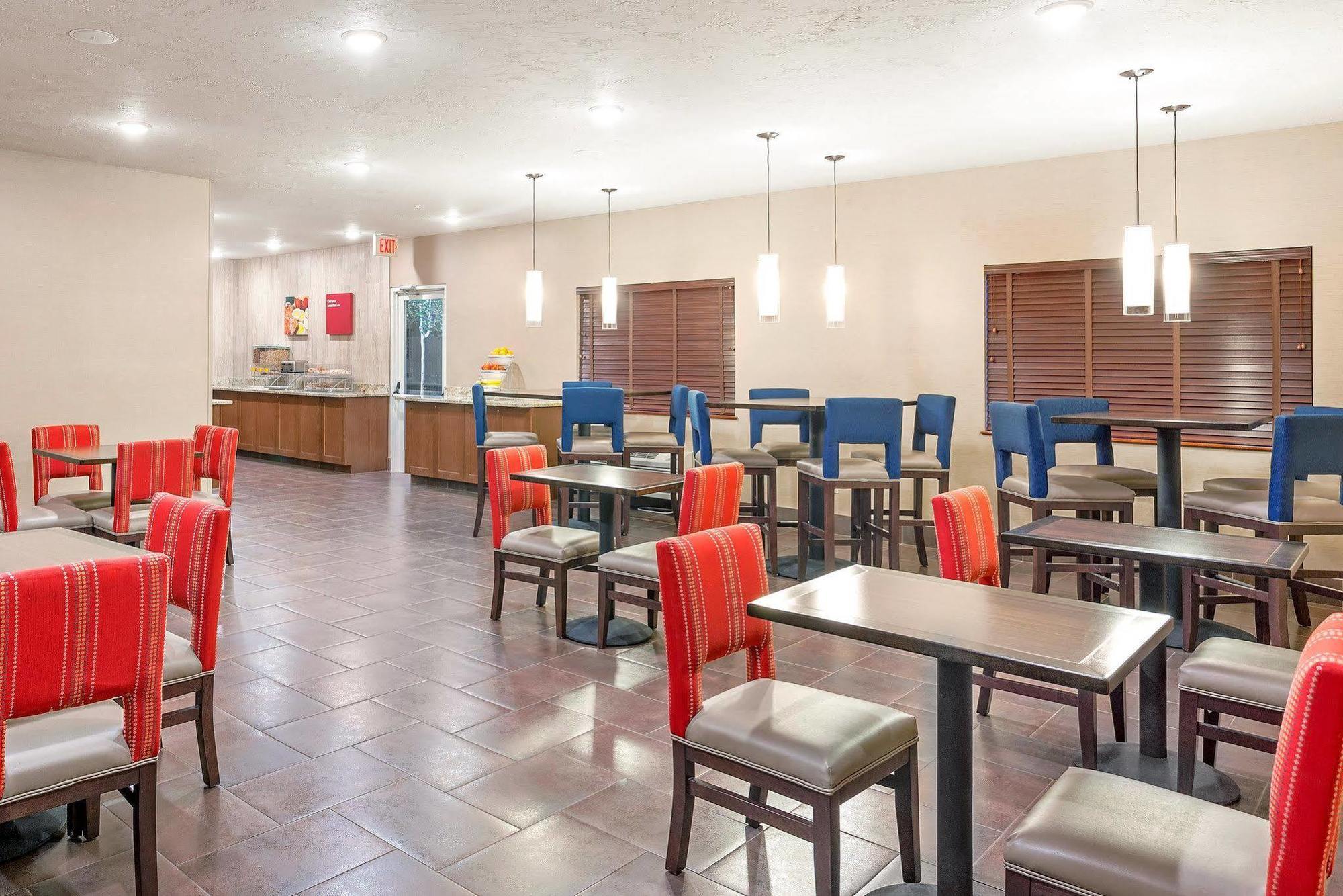 Comfort Suites Γιακίμα Εξωτερικό φωτογραφία